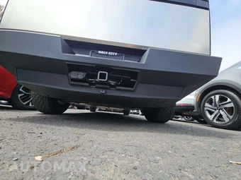 2024 Tesla Cybertruck Cyberbeast Crew Cab Medium Bed - miniatura 16