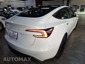 2024 Tesla Model 3 Long Range - miniatura 3