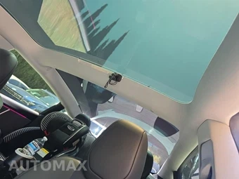2024 Tesla Model 3 Long Range - miniatura 17