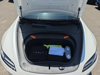2024 Tesla Model 3 Long Range - miniatura 19