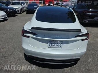 2024 Tesla Model 3 Long Range - miniatura 5