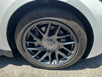 2024 Tesla Model 3 Long Range - miniatura 9