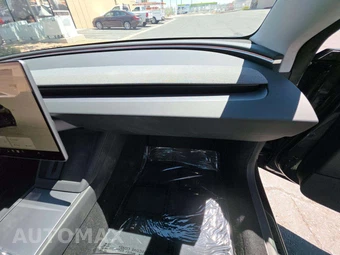 2024 Tesla Model 3 Long Range - miniatura 16