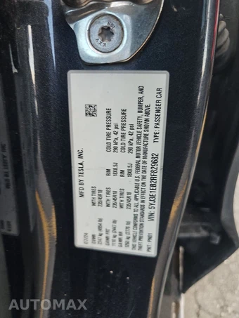 2024 Tesla Model 3 Long Range - miniatura 14