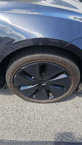 2024 Tesla Model 3 Long Range - miniatura 19