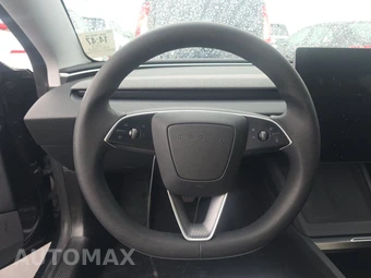2024 Tesla Model 3 Long Range – miniatura 10