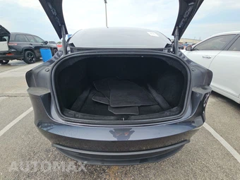 2024 Tesla Model 3 Long Range - miniatura 16