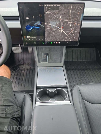 2024 Tesla Model 3 Long Range - miniatura 10