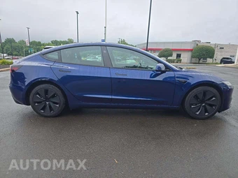 2024 Tesla Model 3 Long Range - miniatura 4