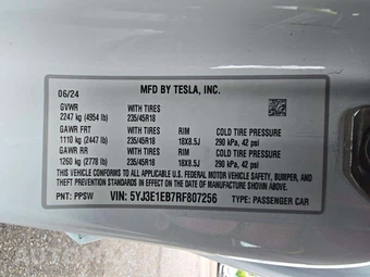 2024 Tesla Model 3 Long Range - miniatura 2