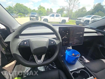 2024 Tesla Model 3 Long Range - miniatura 10