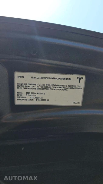 2024 Tesla Model 3 Performance - miniatura 24