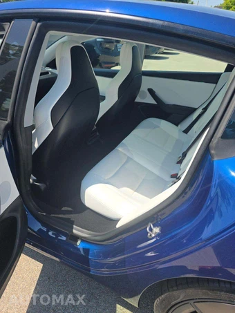 2024 Tesla Model 3 Performance – miniatura 13