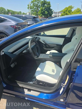2024 Tesla Model 3 Performance – miniatura 6