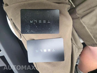 2024 Tesla Model 3 Performance - miniatura 5
