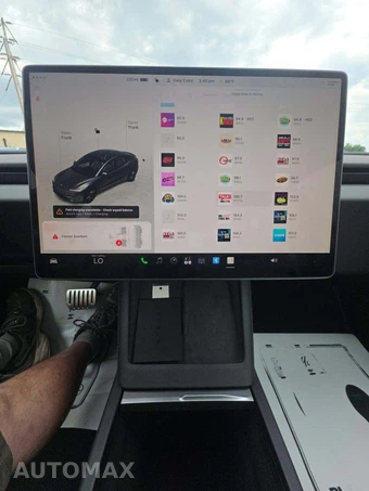 2024 Tesla Model 3 Performance - miniatura 7