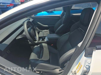2024 Tesla Model 3 Performance – miniatura 6
