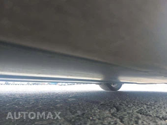 2024 Tesla Model 3 Performance - miniatura 4