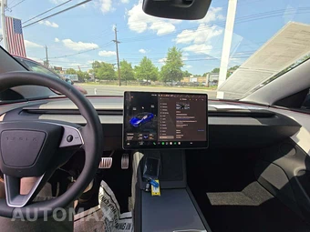 2024 Tesla Model 3 Performance - miniatura 10