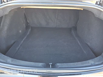 2024 Tesla Model 3 Standard Range - miniatura 17