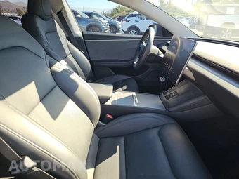 2024 Tesla Model 3 Standard Range - miniatura 8