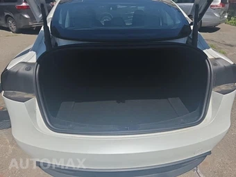 2024 Tesla Model 3 Standard Range - miniatura 20