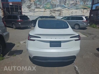 2024 Tesla Model 3 Standard Range - miniatura 5