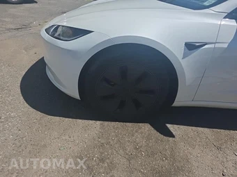 2024 Tesla Model 3 Standard Range - miniatura 8