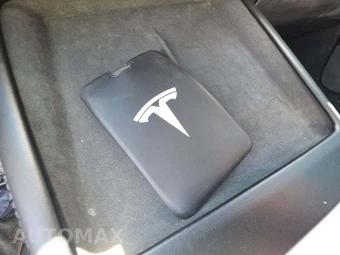 2024 Tesla Model 3 Standard Range - miniatura 5