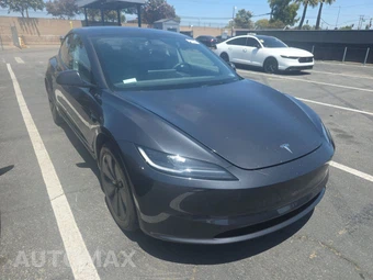 2024 Tesla Model 3 Standard Range - miniatura 3