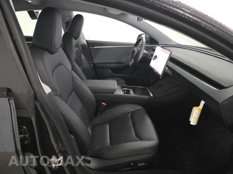 2024 Tesla Model 3 Standard Range - miniatura 8