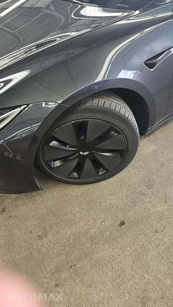 2024 Tesla Model 3 Standard Range - miniatura 22