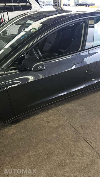 2024 Tesla Model 3 Standard Range - miniatura 34