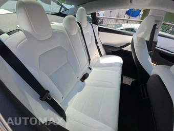 2024 Tesla Model 3 Standard Range - miniatura 16
