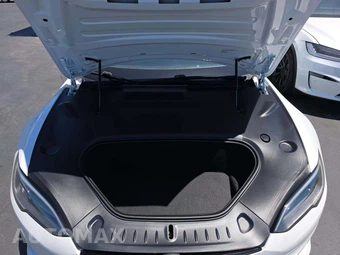 2024 Tesla Model S - miniatura 24