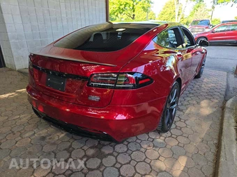 2024 Tesla Model S Plaid - miniatura 3