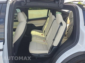 2024 Tesla Model X - miniatura 13
