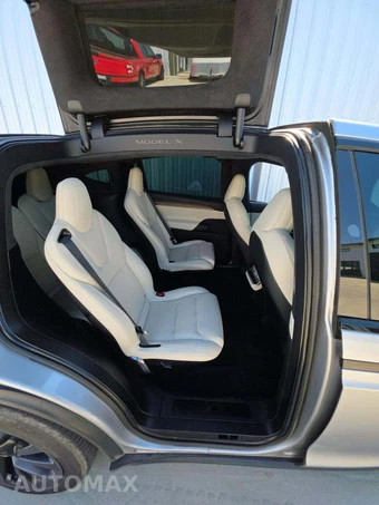 2024 Tesla Model X - miniatura 17