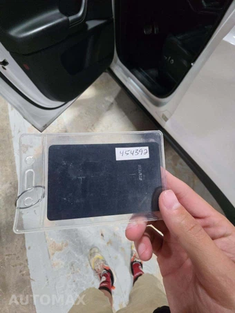 2024 Tesla Model X - miniatura 5