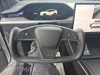 2024 Tesla Model X - miniatura 10