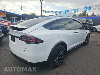 2024 Tesla Model X - miniatura 4