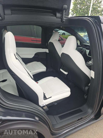 2024 Tesla Model X Plaid - miniatura 17