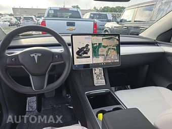 2024 Tesla Model Y Long Range - miniatura 11
