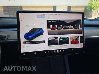 2024 Tesla Model Y Long Range - miniatura 10