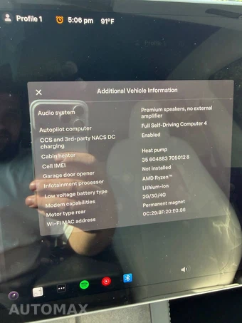 2024 Tesla Model Y Long Range - miniatura 16