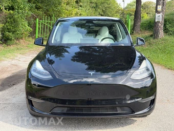 2024 Tesla Model Y Long Range - miniatura 8