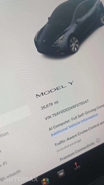 2024 Tesla Model Y Long Range - miniatura 17
