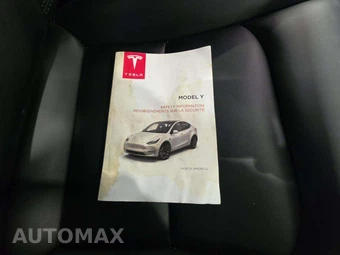 2024 Tesla Model Y Long Range - miniatura 33