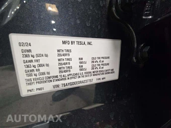 2024 Tesla Model Y Long Range - miniatura 5