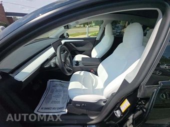 2024 Tesla Model Y Long Range - miniatura 6